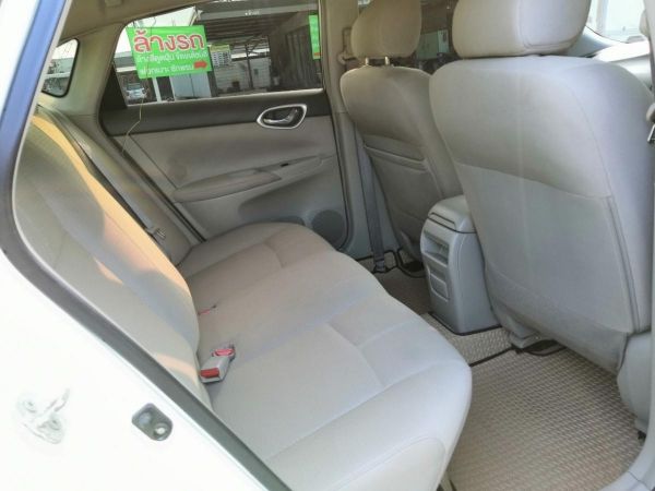 NISSAN SYLPHY 1.6 E. ปี 2013 เกียร์ AT รูปที่ 4